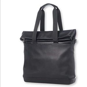 Moleskine Classical Vertical weekend bag